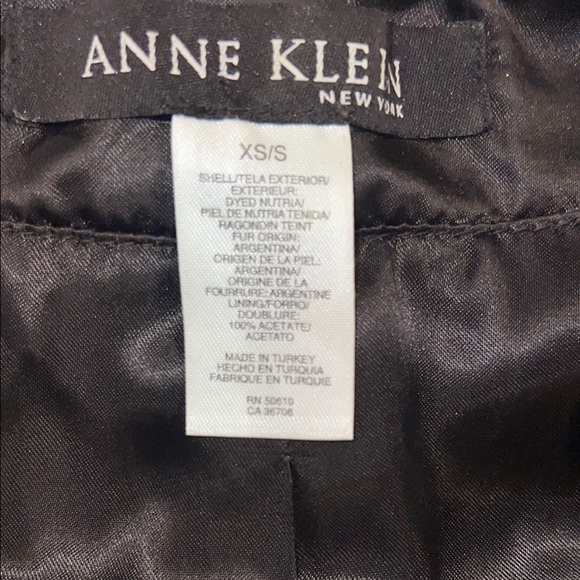 Stylish Chocolate Fur (Nutria) Capelet - Picture 7 of 11